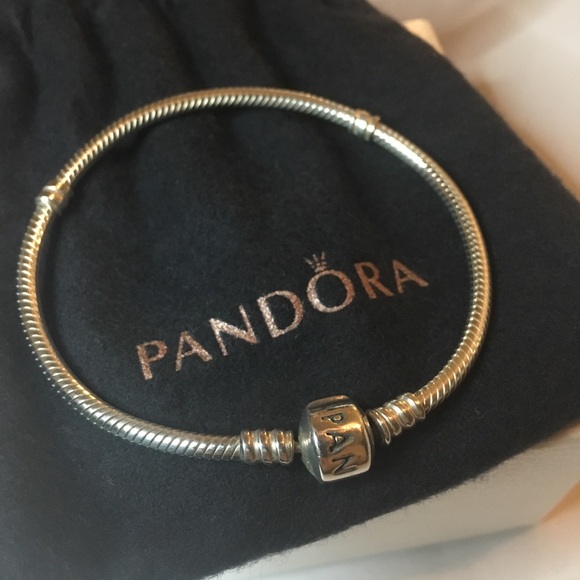 Pandora bracelet - Picture 2 of 3